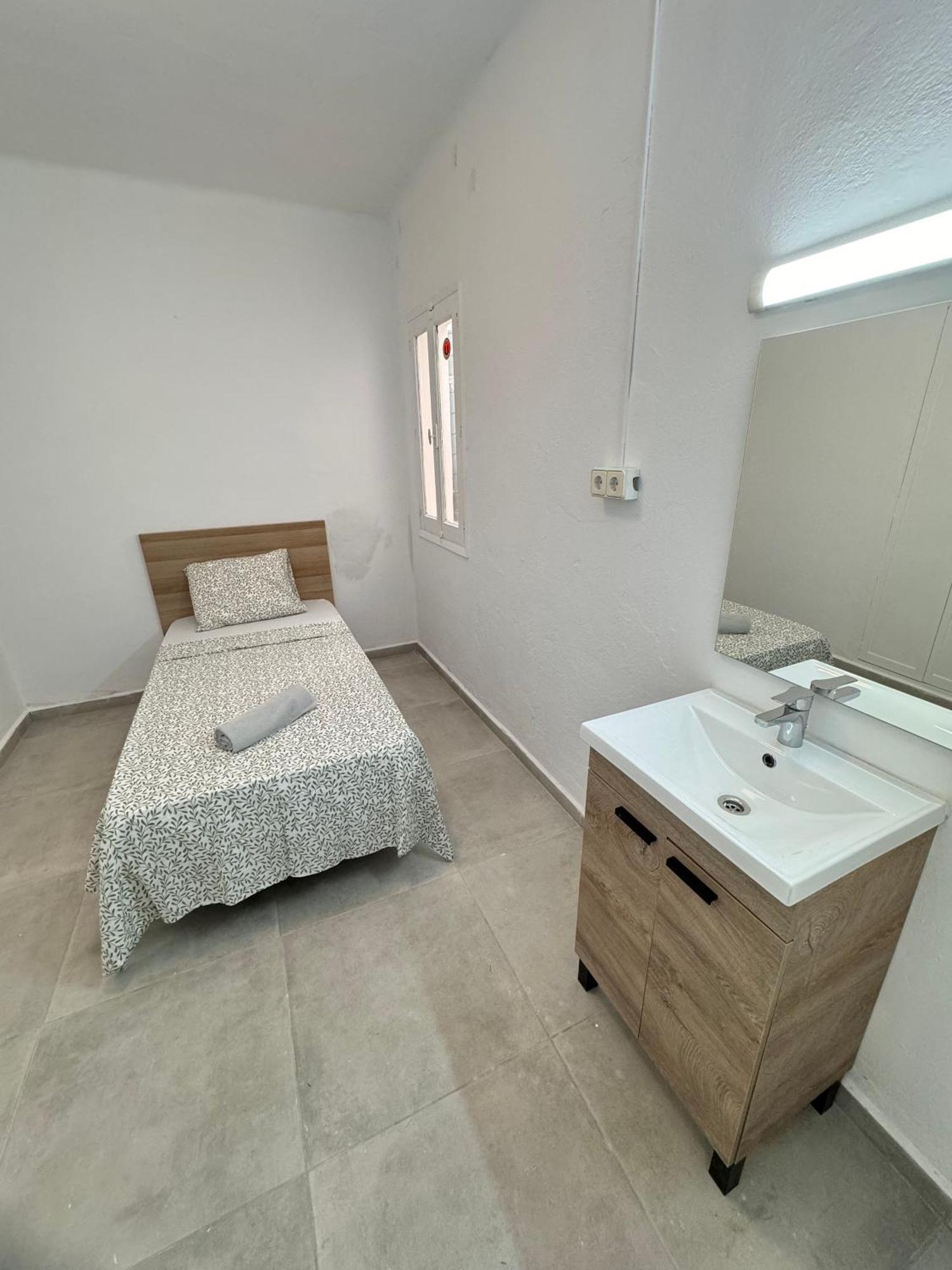 Hostal Cisne Hotel San Antonio  Luaran gambar