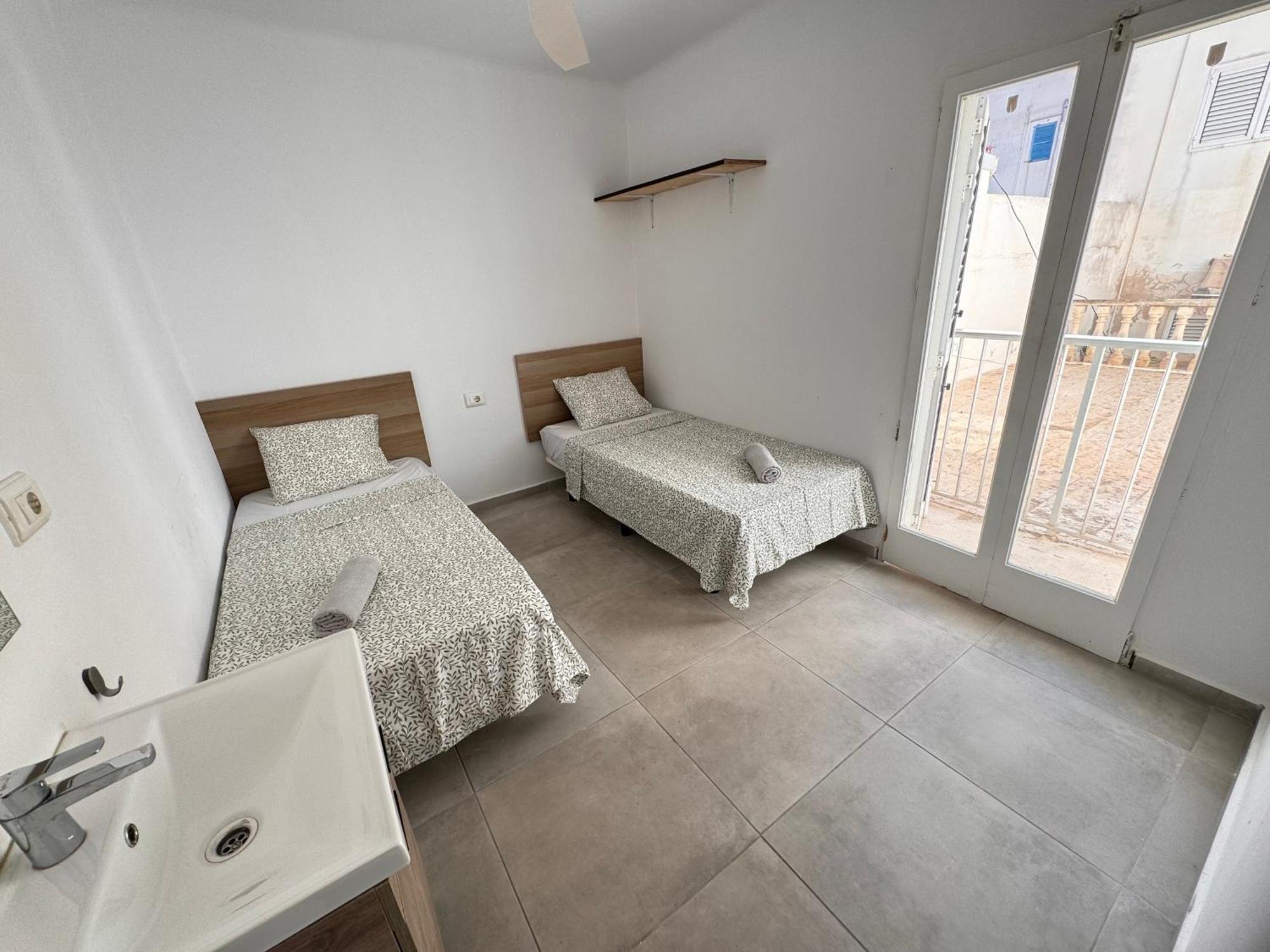 Hostal Cisne Hotel San Antonio  Luaran gambar